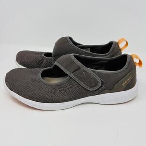 Vionic Sonnet Mary Jane style sneakers Gray 9.5